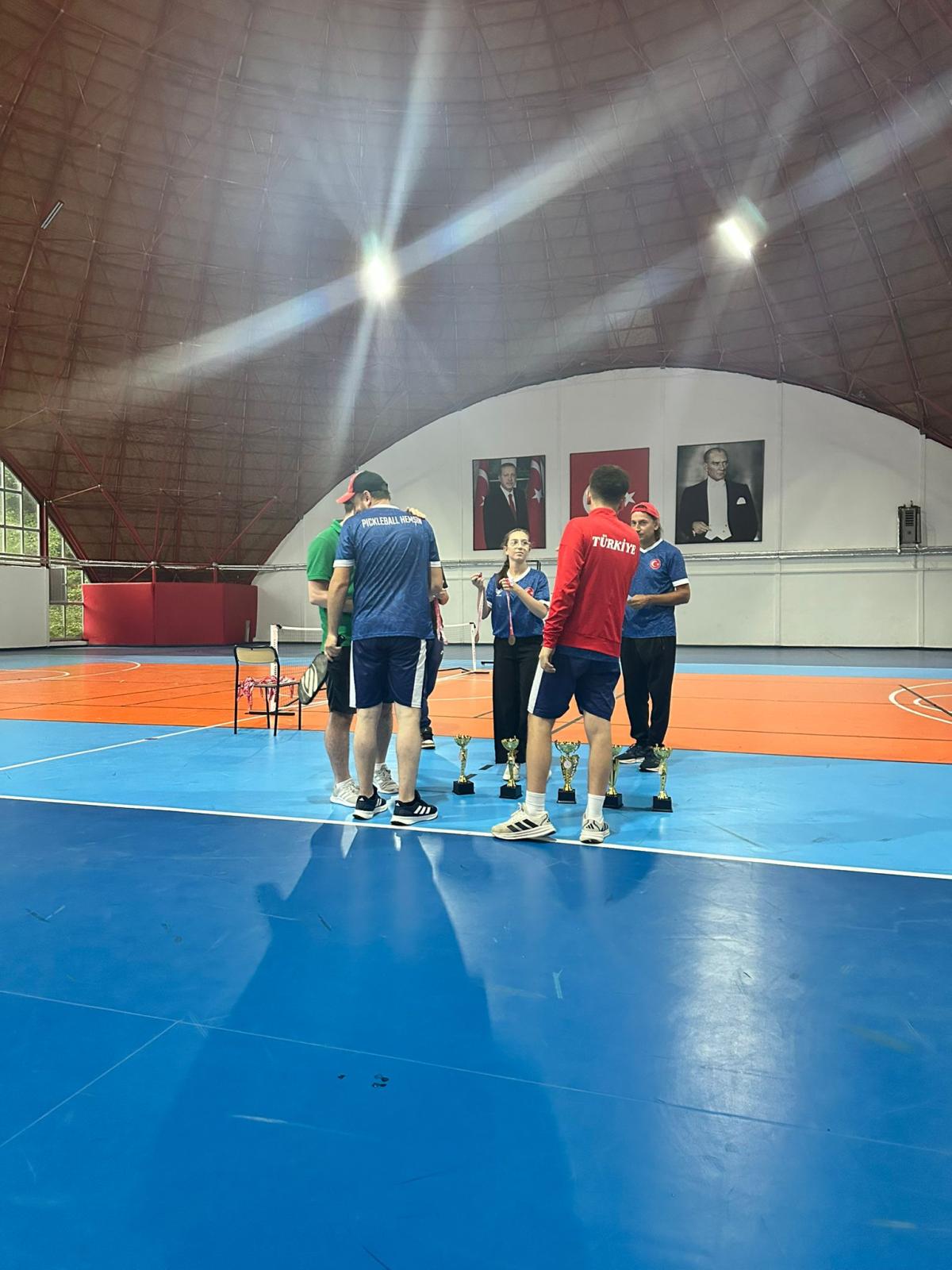 2000 nüfuslu Hemşin'de 300 seyirci: Zafer Bayramı Pickleball Turnuvası — 5